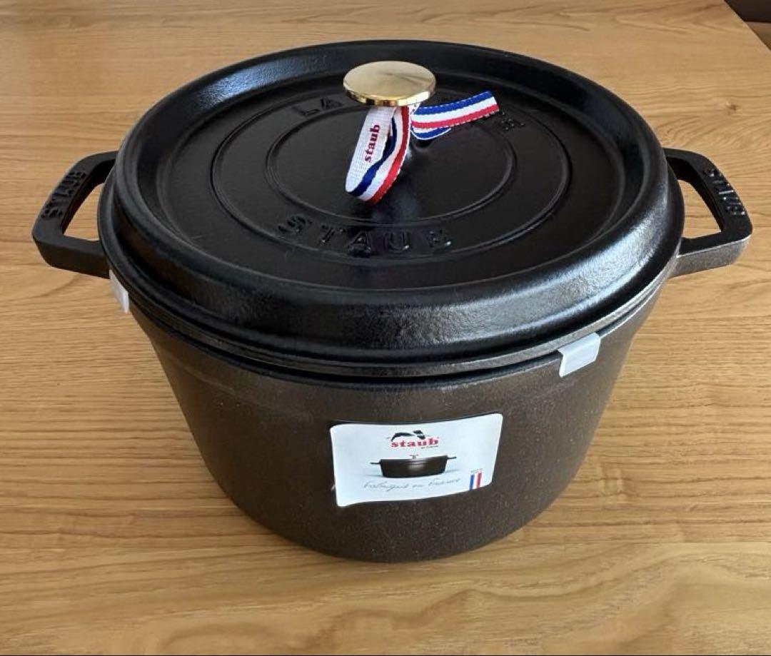 【新品未使用】STAUB ピコ・ココット 24 cm ブラック