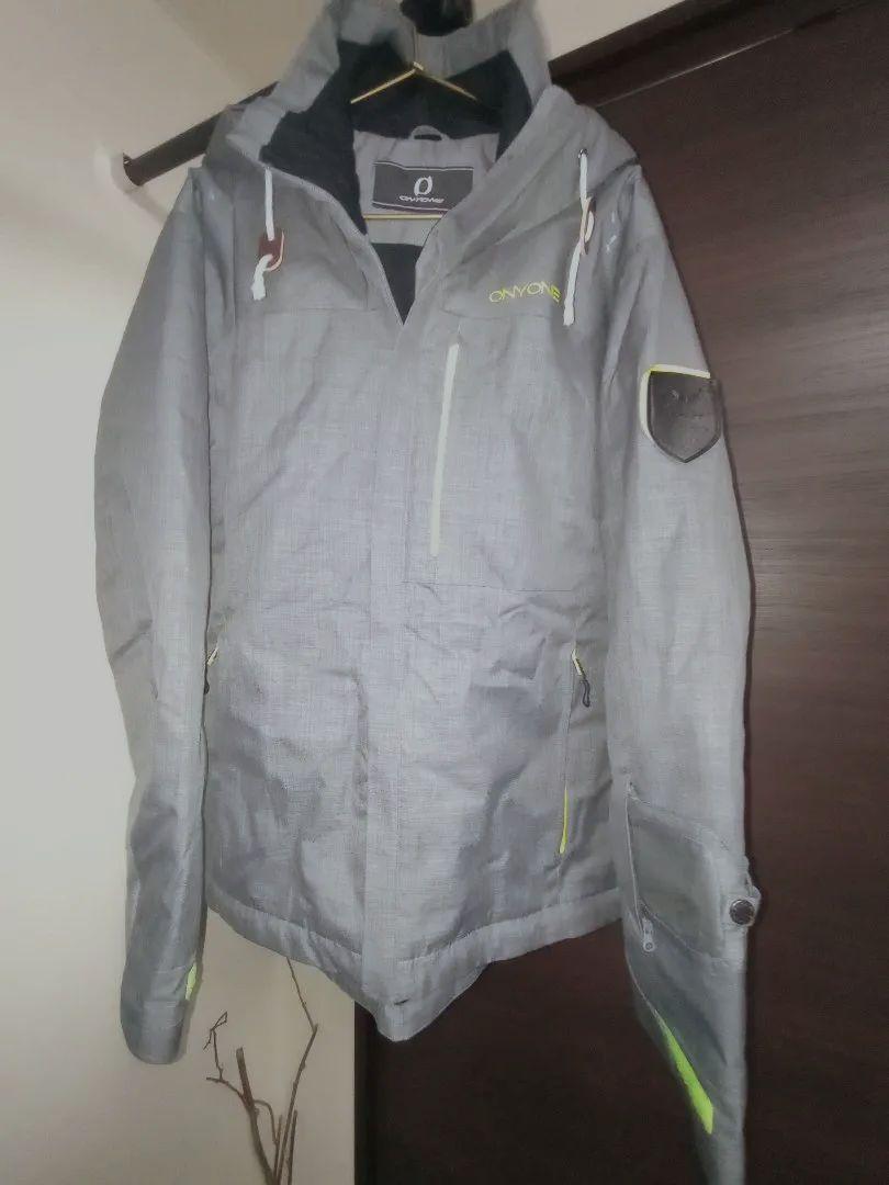着用少　ONYONE スキーウェアセット グレー/ブラック　サイズO