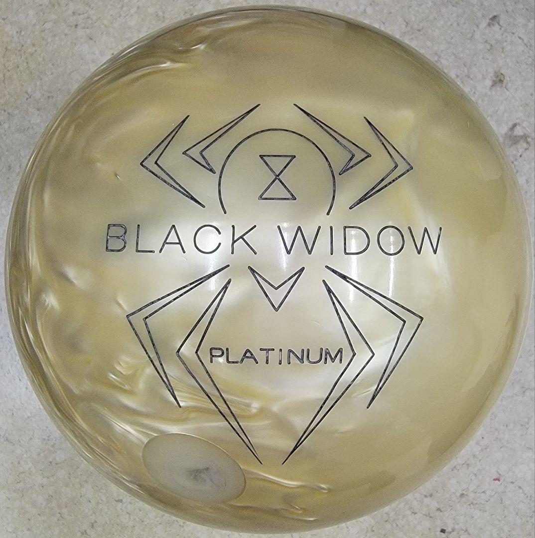 【美品】ブラックウィドープラチナム　１５ポンド　ハンマー　ボウリング