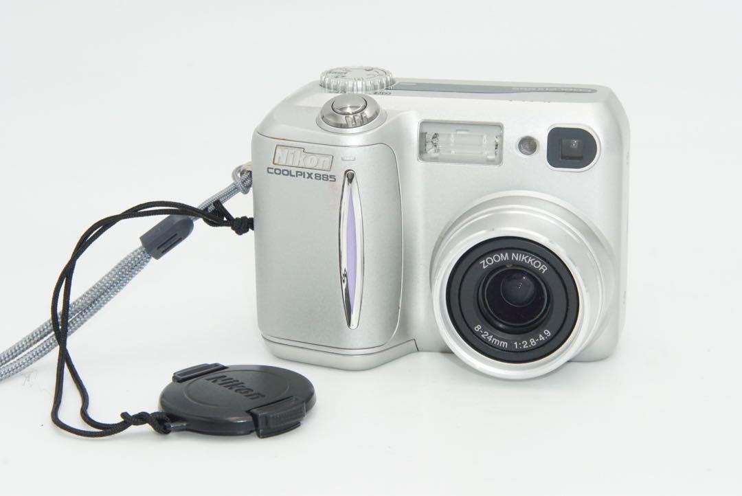 デジタルカメラ NIKON COOLPIX 885