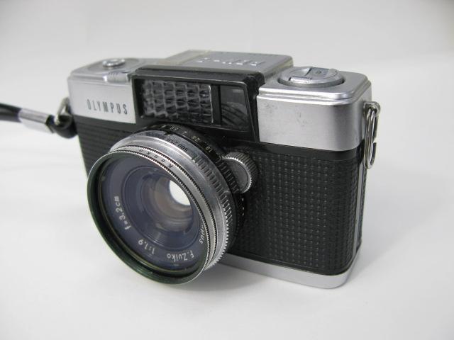 中古　オリンパス　Olympus PEN D　ハーフカメラ　レンズカバー付き