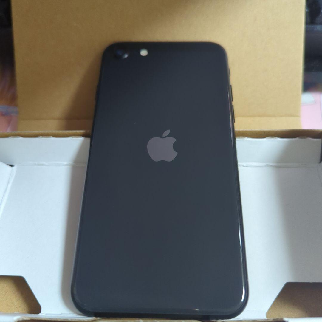 iPhoneSE2 64GB ブラック バッテリー90％