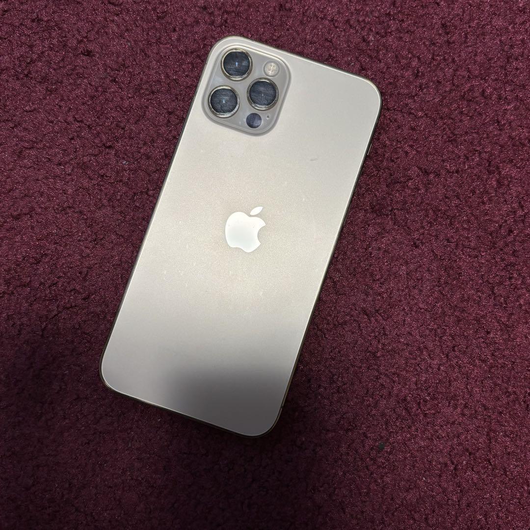 Apple iPhone 12 Pro ゴールド 3カメラ 携帯電話本体